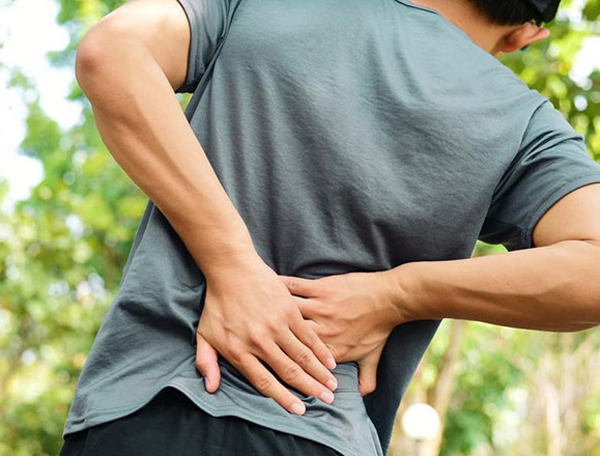 đi bộ giảm đau lưng dưới1