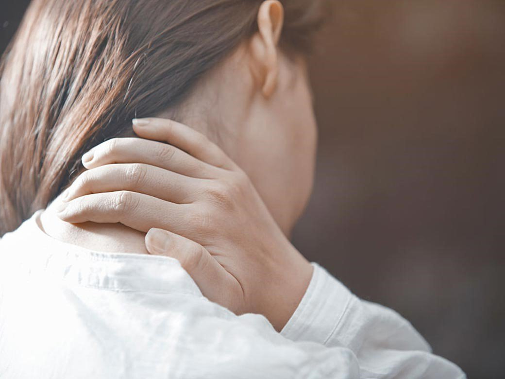 đau cổ hậu covid phải làm gì