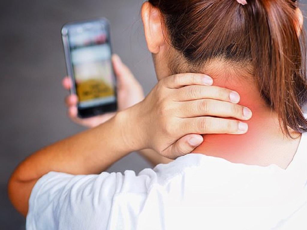 đau cổ hậu covid phải làm gì