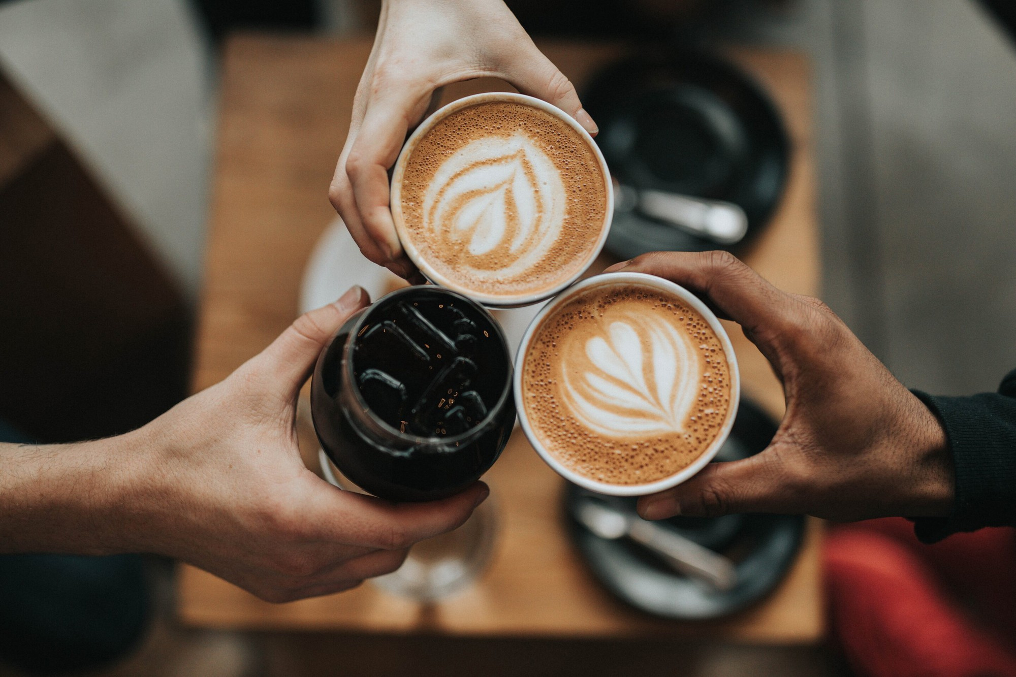 uống cà phê điều độ giảm đột quỵ tim mạch tiểu đường
