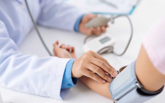 đo huyết áp sai dẫn đến chẩn đoán nhầm bệnh yduocthainguyen