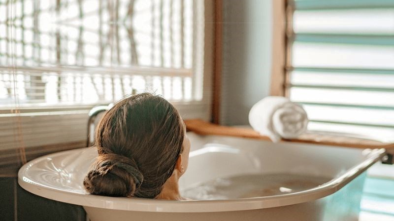 giảm đau khớp với nước ấm y duoc thai nguyen