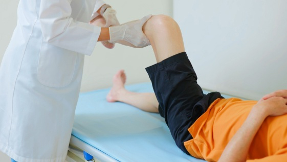 phẫu thuật thay khớp gối y duoc thai nguyen