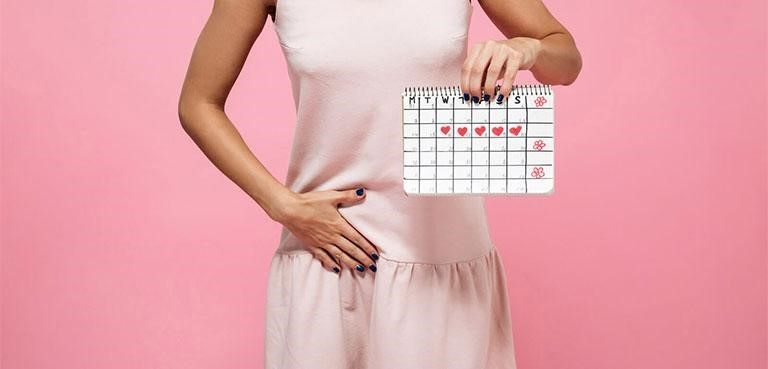 rau diếp cá chữa kinh nguyệt không đều y duoc thai nguyen
