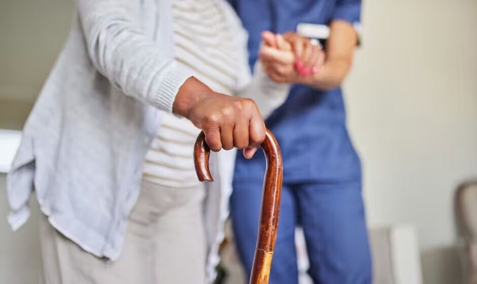 không đánh răng trước ngủ làm tăng nguy cơ đột quỵ y duoc thai nguyen
