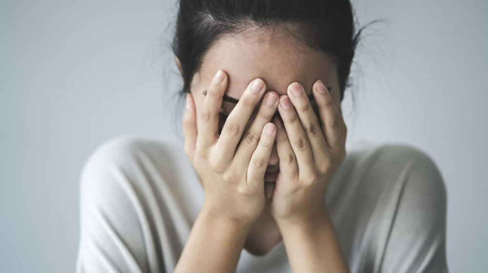 căng thẳng kéo dài làm tăng nguy cơ đột quỵ ở phụ nữ trẻ y duoc thai nguyen