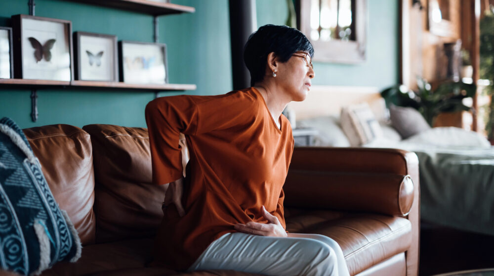cơn đau cảnh báo sức khỏe nghiêm trọng cần đi khám y duoc thai nguyen