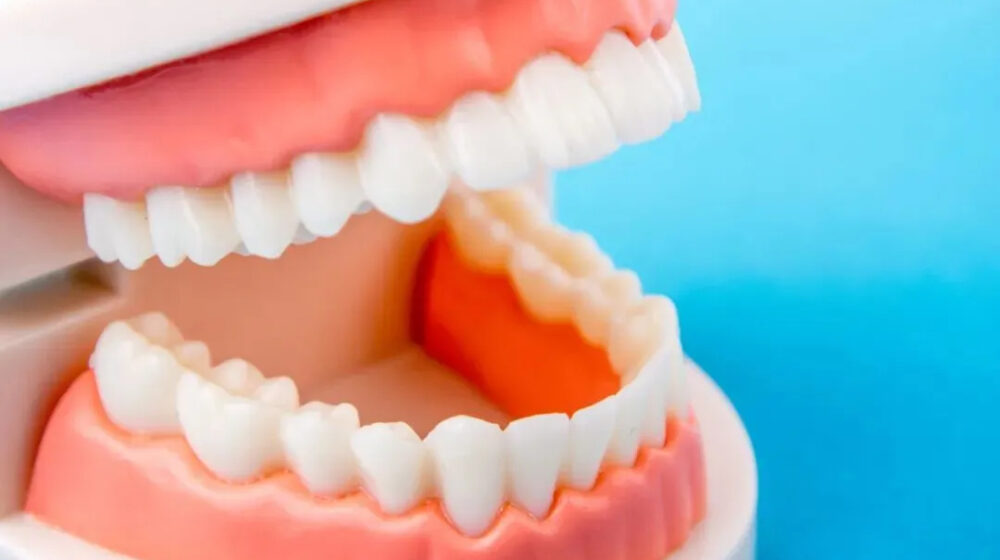 thói quen đánh răng gây sa sút trí tuệ bệnh tim mạch y duoc thai nguyen