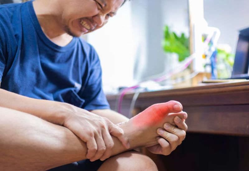 dấu hiệu cần gặp bác sĩ xương khớp y duoc thai nguyen