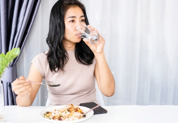 nguyên nhân bốc hỏa ở phụ nữ y duoc thai nguyen