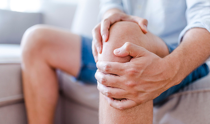xoa bóp đầu gối cho người cao tuổi y duoc thai nguyen