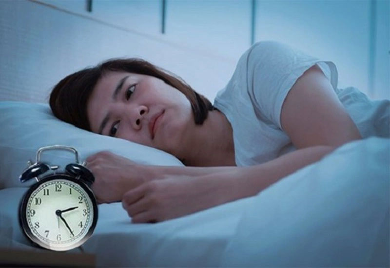 xỏ tất trước khi ngủ giúp bạn ngủ ngon y duoc thai nguyen