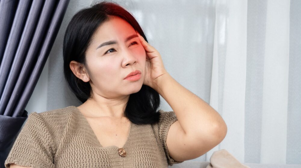 thuốc tránh thai nội tiết làm tăng nguy cơ đau nửa đầu đột quỵ y duoc thai nguyen