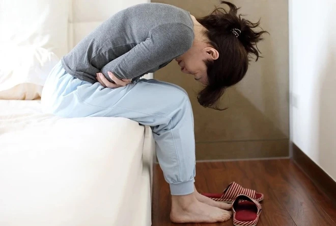 ăn hạt bí ngô giảm đau bụng kinh y duoc thai nguyen