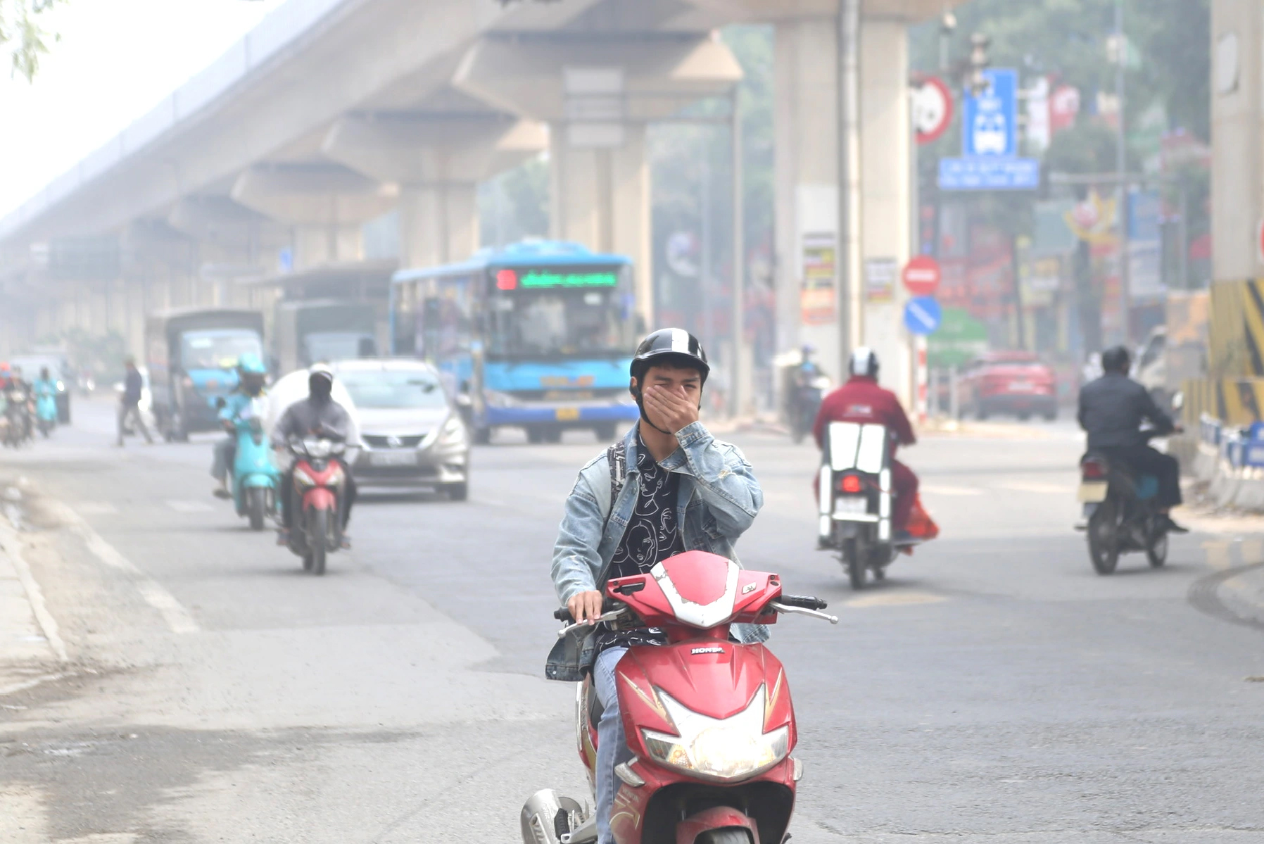 mối quan hệ giữa ô nhiễm không khí và viêm khớp y duoc thai nguyen