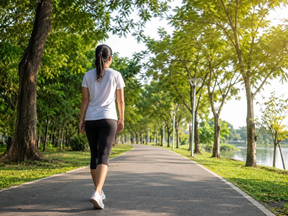kiểu đi bộ giúp săn chắc không đau khớp y duoc thai nguyen