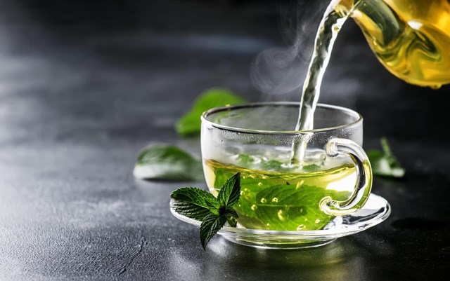uống trà xanh tốt cho tim mạch y duoc thai nguyen