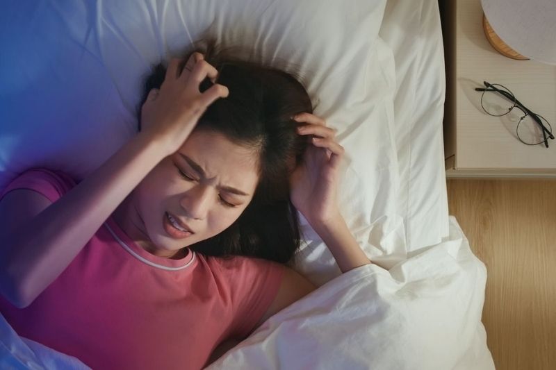 ung thư buồng trứng sau tuổi mãn kinh y duoc thai nguyen